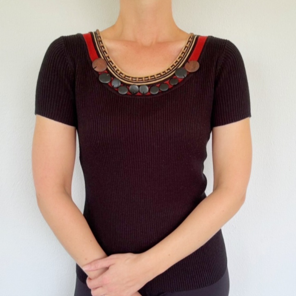 Vintage RQT black ribbed knit red beaded neckline short sleeve blouse size large